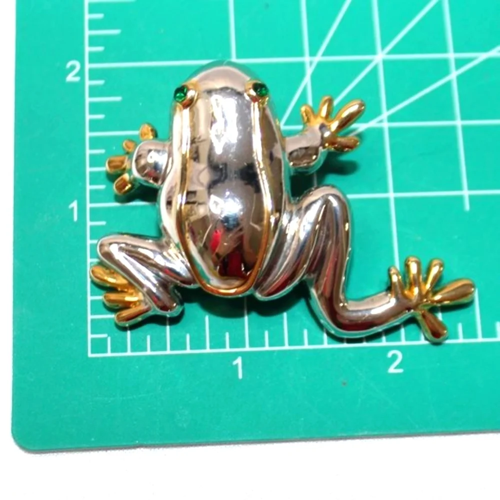 Silver and Gold Trimmed Frog Brooch with Green Eyes